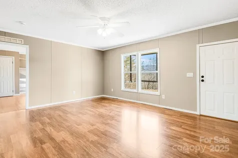 15 Cyrus Lane Weaverville NC 28787