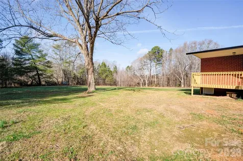 2822 Bettis Road Grover NC 28073