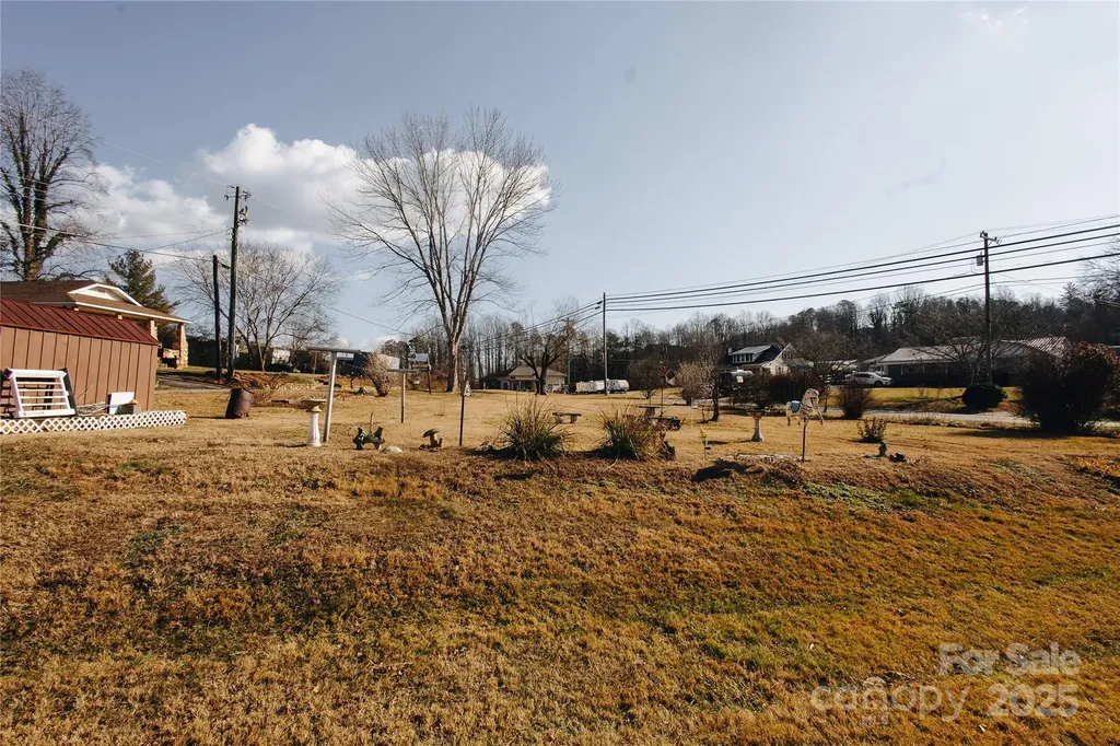 63 Clear Creek Road Marion NC 28752