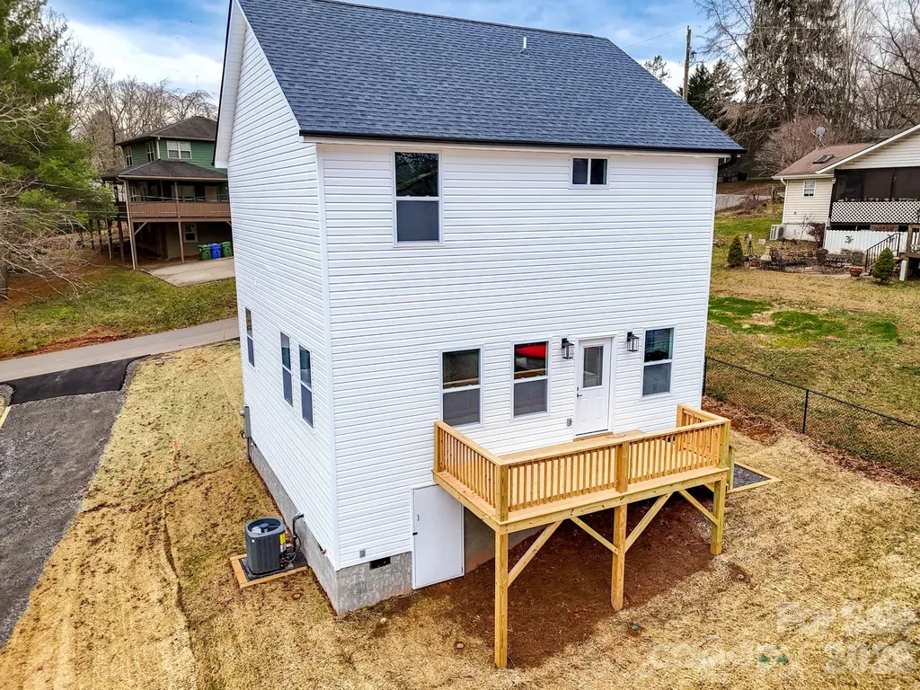 155 Shadowlawn Drive Asheville NC 28806