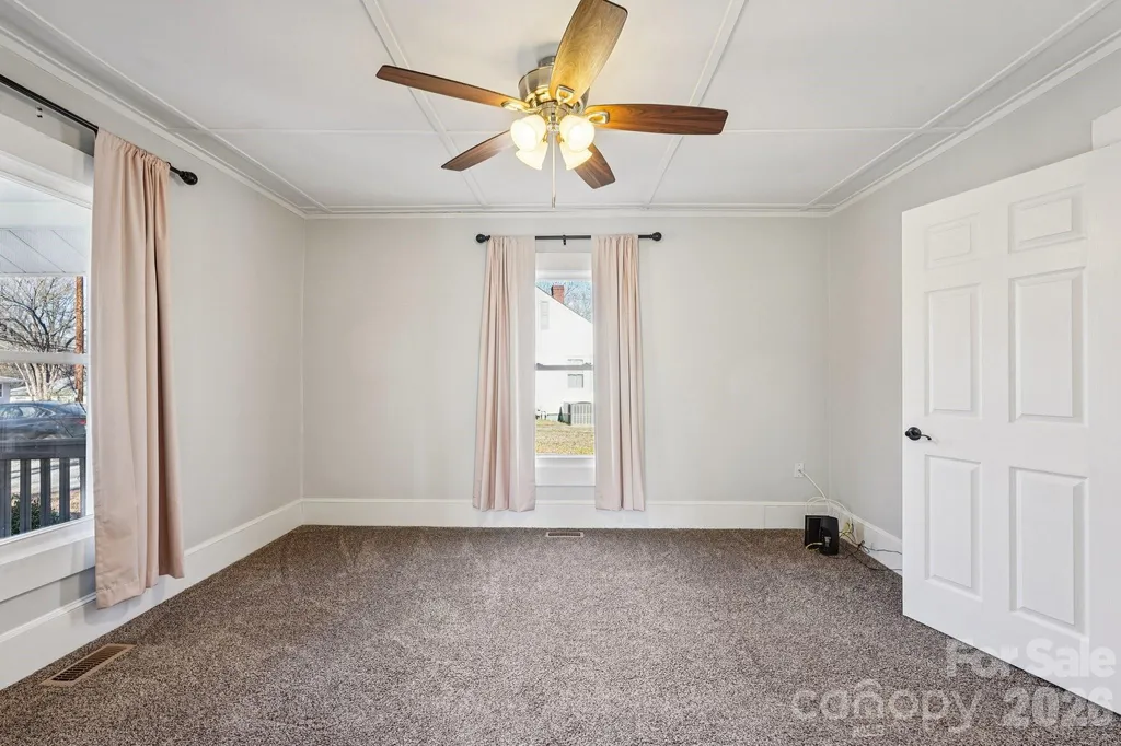 604 Fairview Street Kannapolis NC 28083