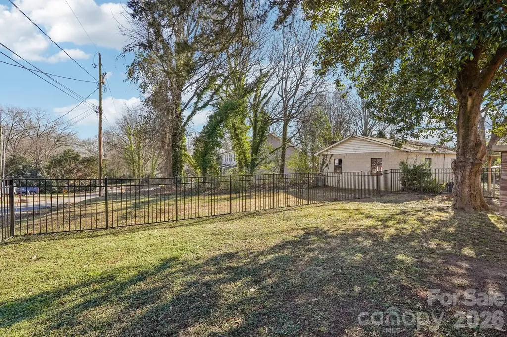 604 Fairview Street Kannapolis NC 28083