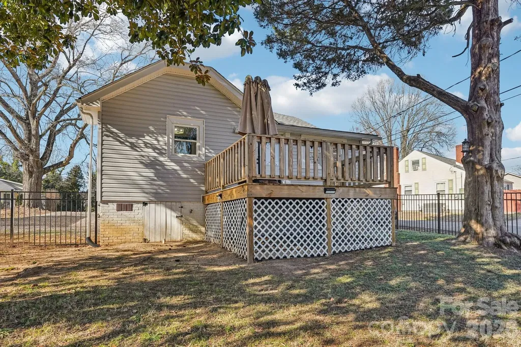 604 Fairview Street Kannapolis NC 28083