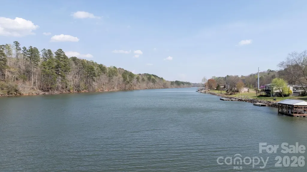 207 Catawba Avenue Hickory NC 28601