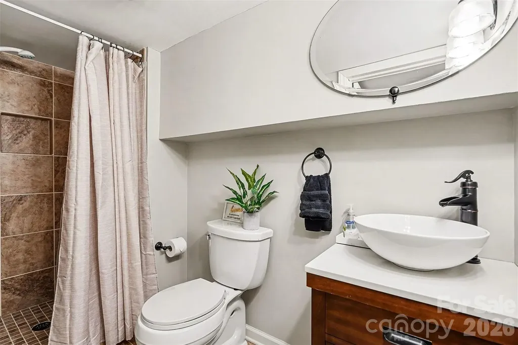 123 Old Bell Road Charlotte NC 28270
