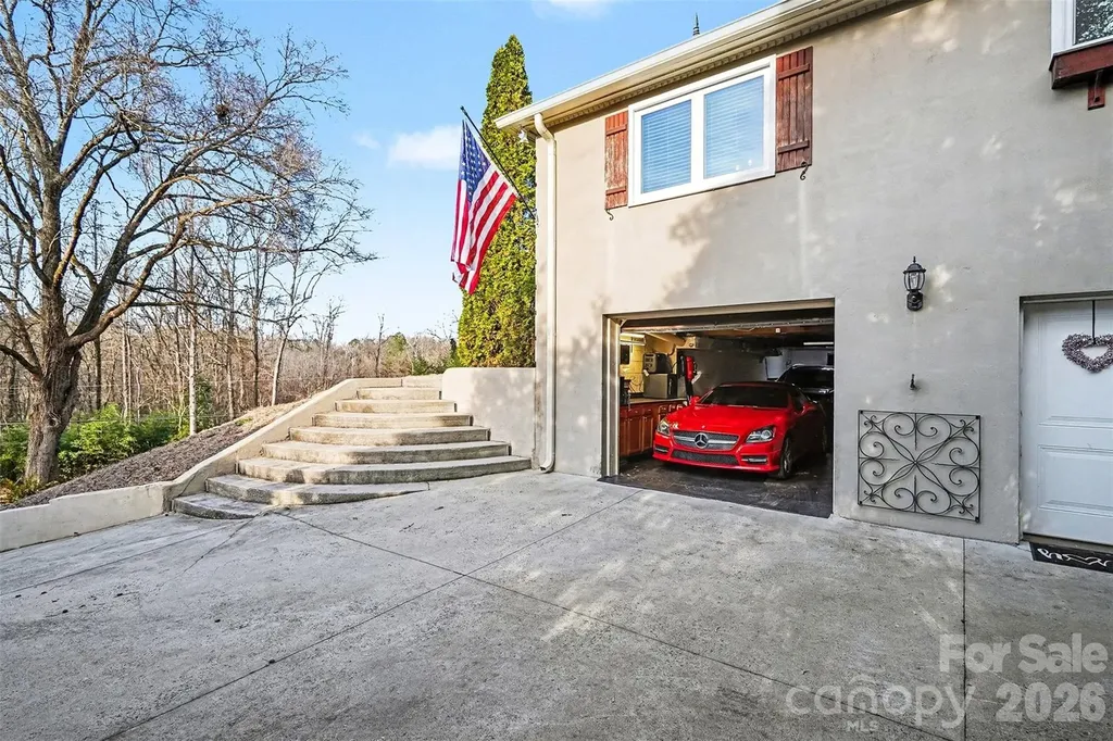 123 Old Bell Road Charlotte NC 28270