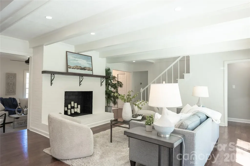 123 Old Bell Road Charlotte NC 28270
