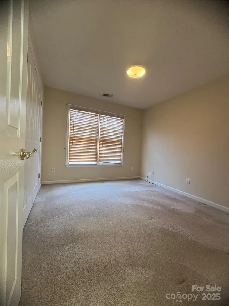 5828 Swanston Drive Charlotte NC 28269