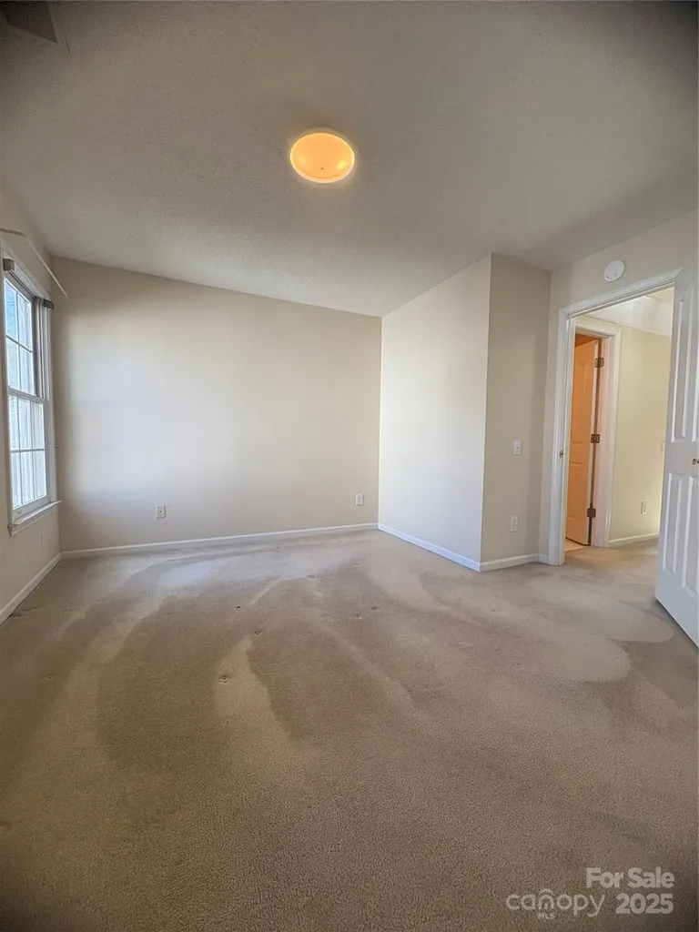 5828 Swanston Drive Charlotte NC 28269