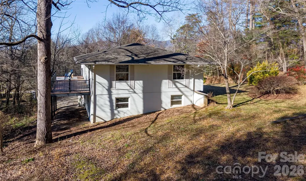 104 Disosway Street Black Mountain NC 28711