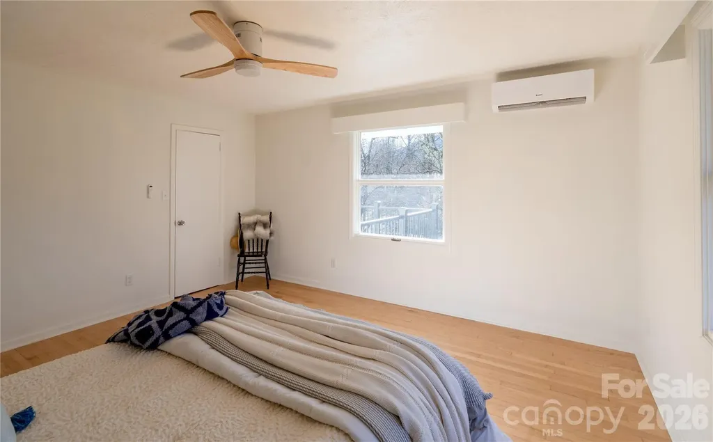 104 Disosway Street Black Mountain NC 28711