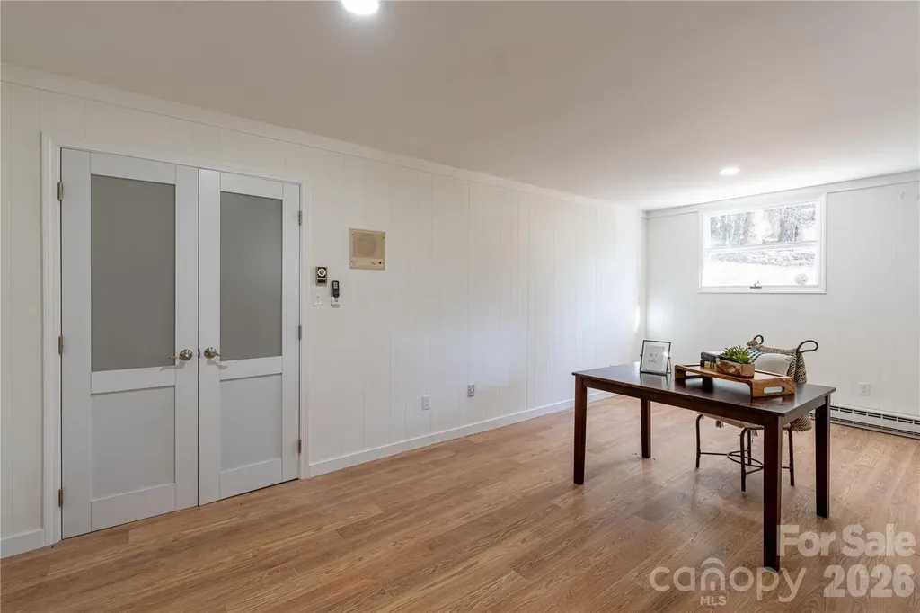 104 Disosway Street Black Mountain NC 28711