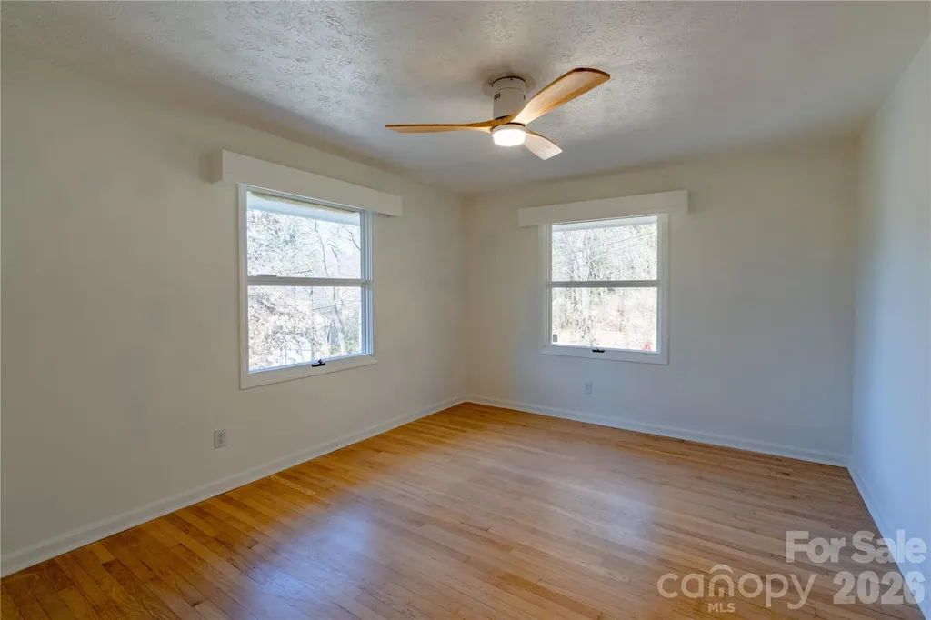 104 Disosway Street Black Mountain NC 28711