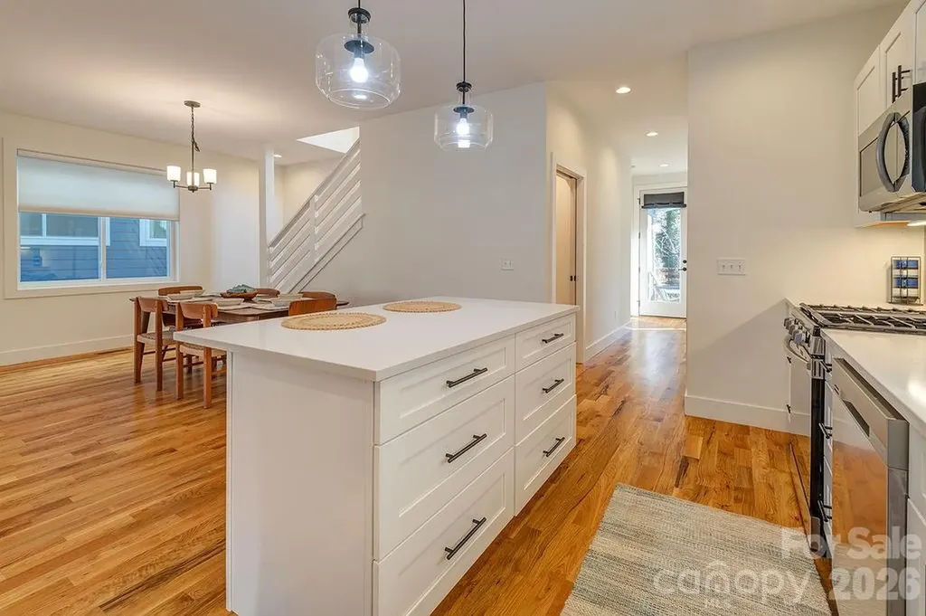21 Orrinel Way Asheville NC 28806
