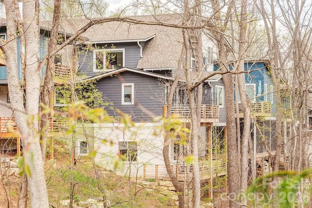 21 Orrinel Way Asheville NC 28806