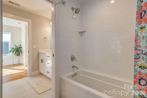 21 Orrinel Way Asheville NC 28806