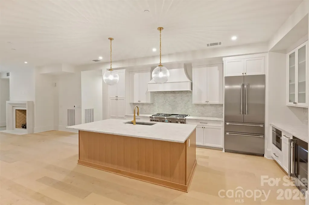 409 Queens Road Charlotte NC 28207
