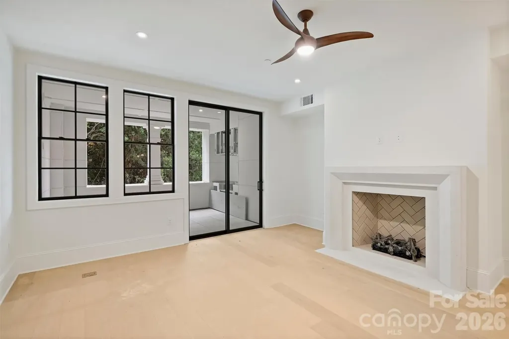 409 Queens Road Charlotte NC 28207
