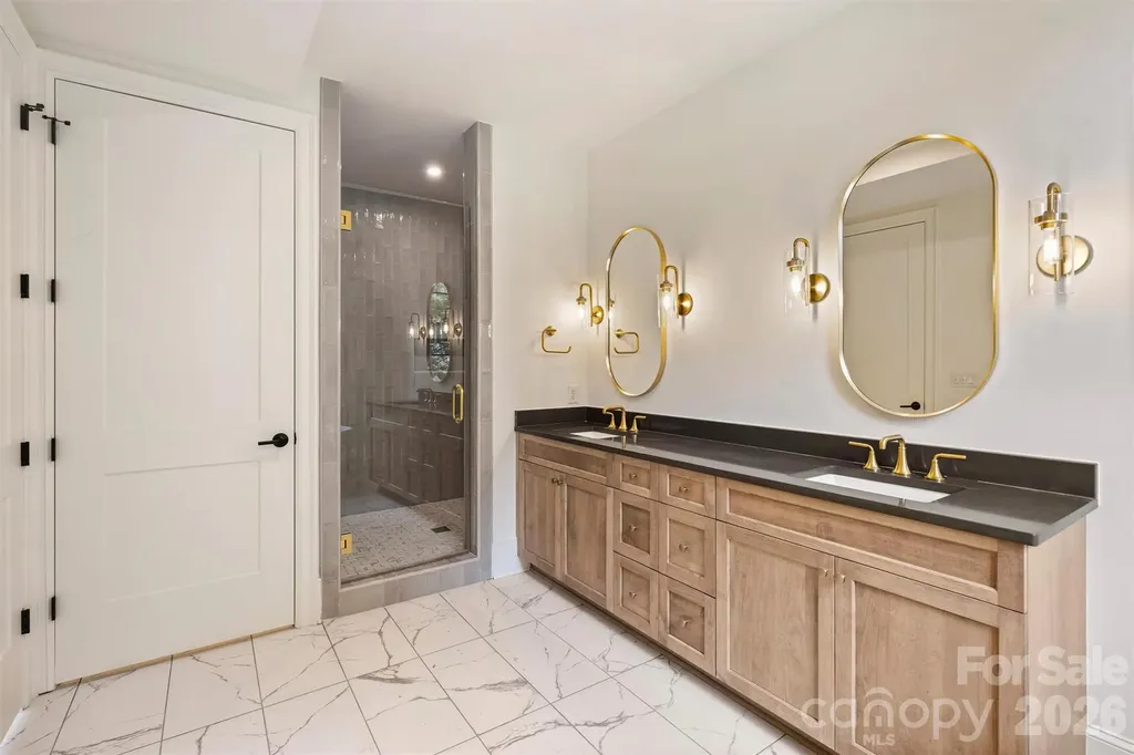 409 Queens Road Charlotte NC 28207