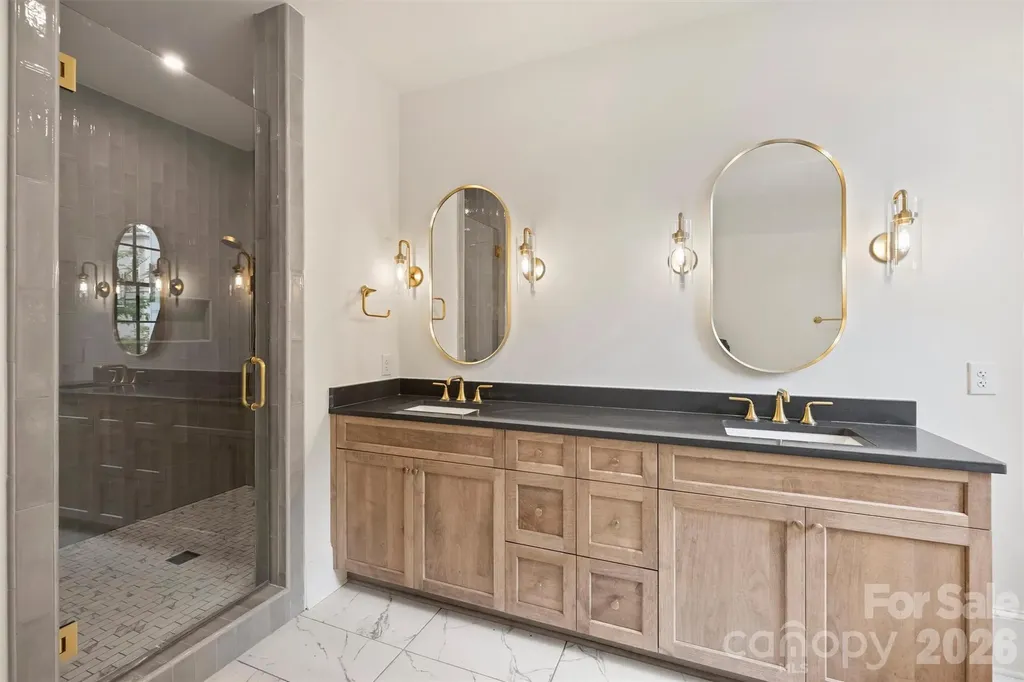 409 Queens Road Charlotte NC 28207