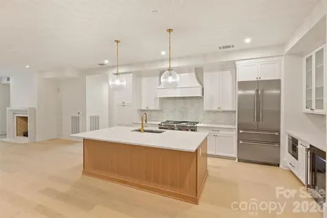 409 Queens Road Charlotte NC 28207