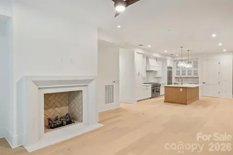 409 Queens Road Charlotte NC 28207