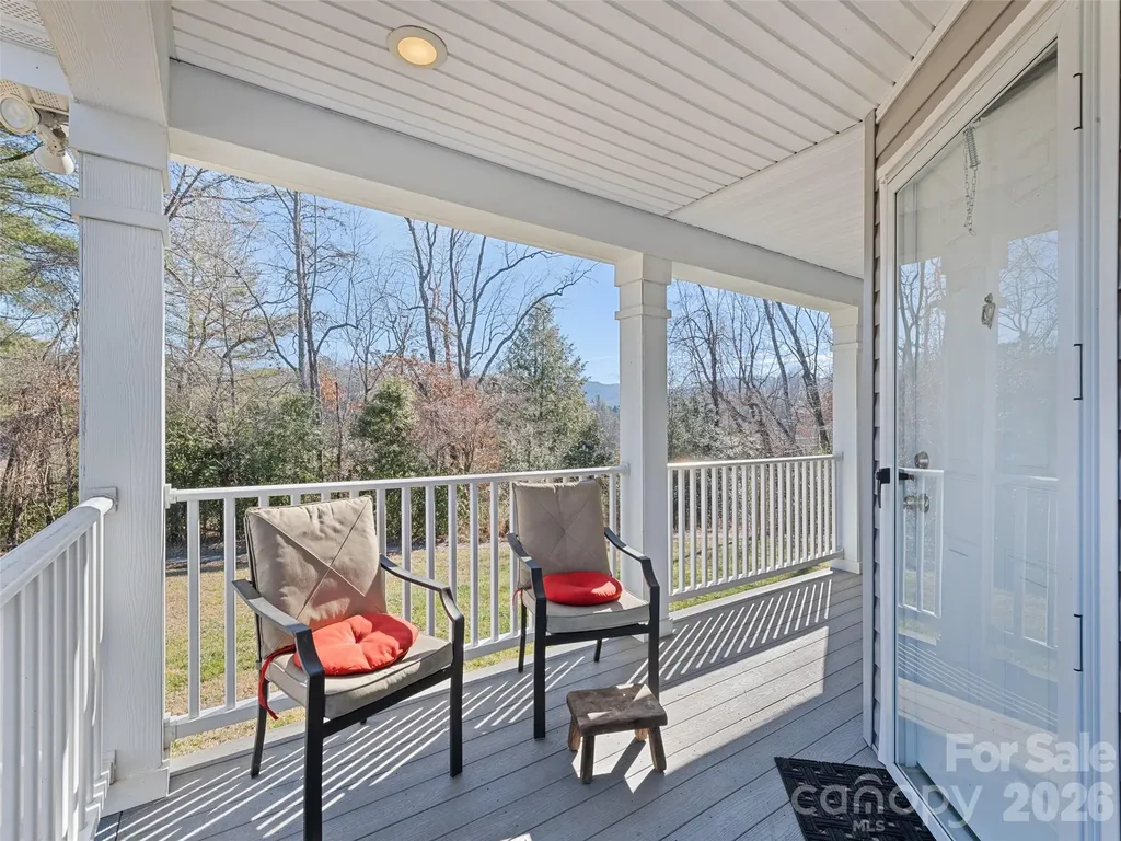 10 Enochs Way Fletcher NC 28732