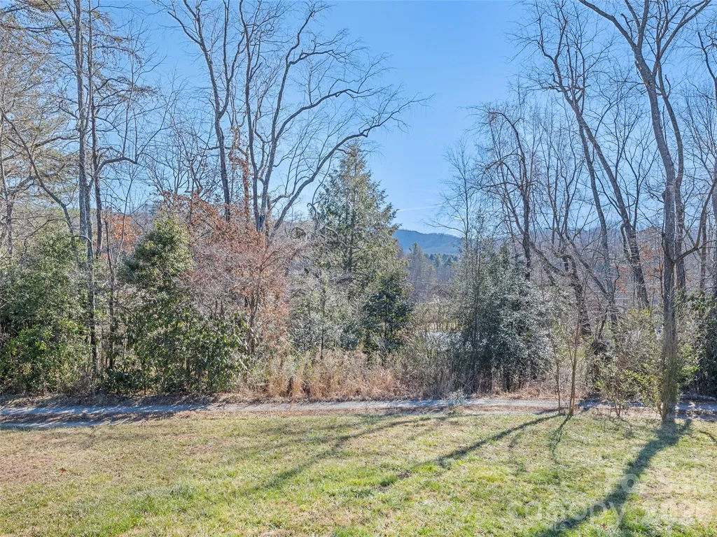 10 Enochs Way Fletcher NC 28732