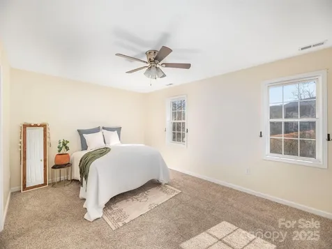 53 Vancott Court Clyde NC 28721