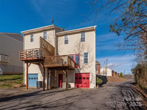 53 Vancott Court Clyde NC 28721