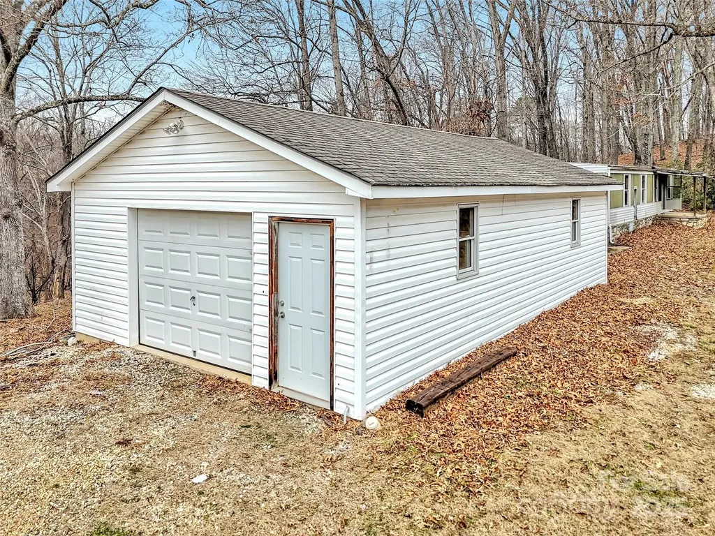 18 & 44 Sierra Point Waynesville NC 28786
