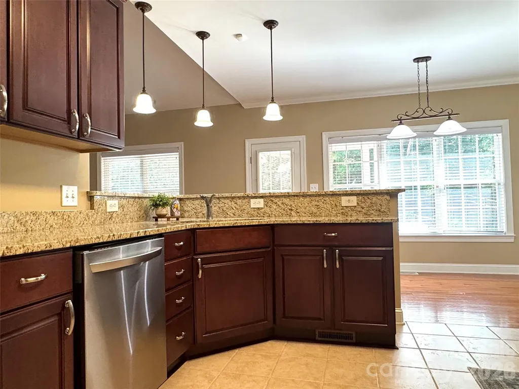 1266 Oak Grove Lane Salisbury NC 28146