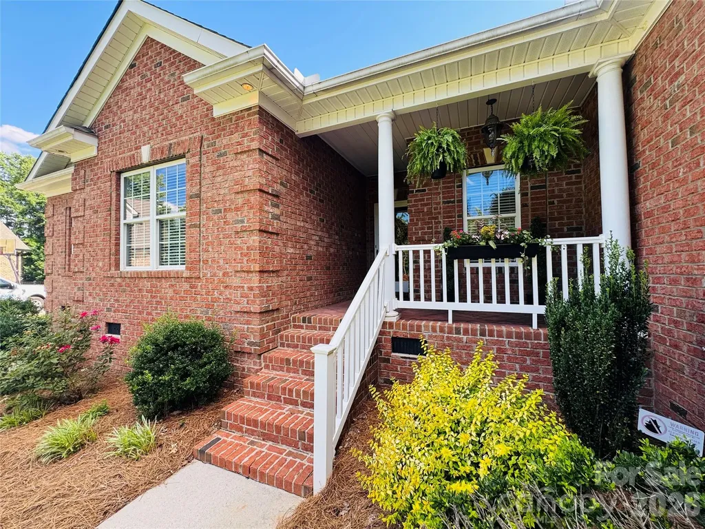 1266 Oak Grove Lane Salisbury NC 28146