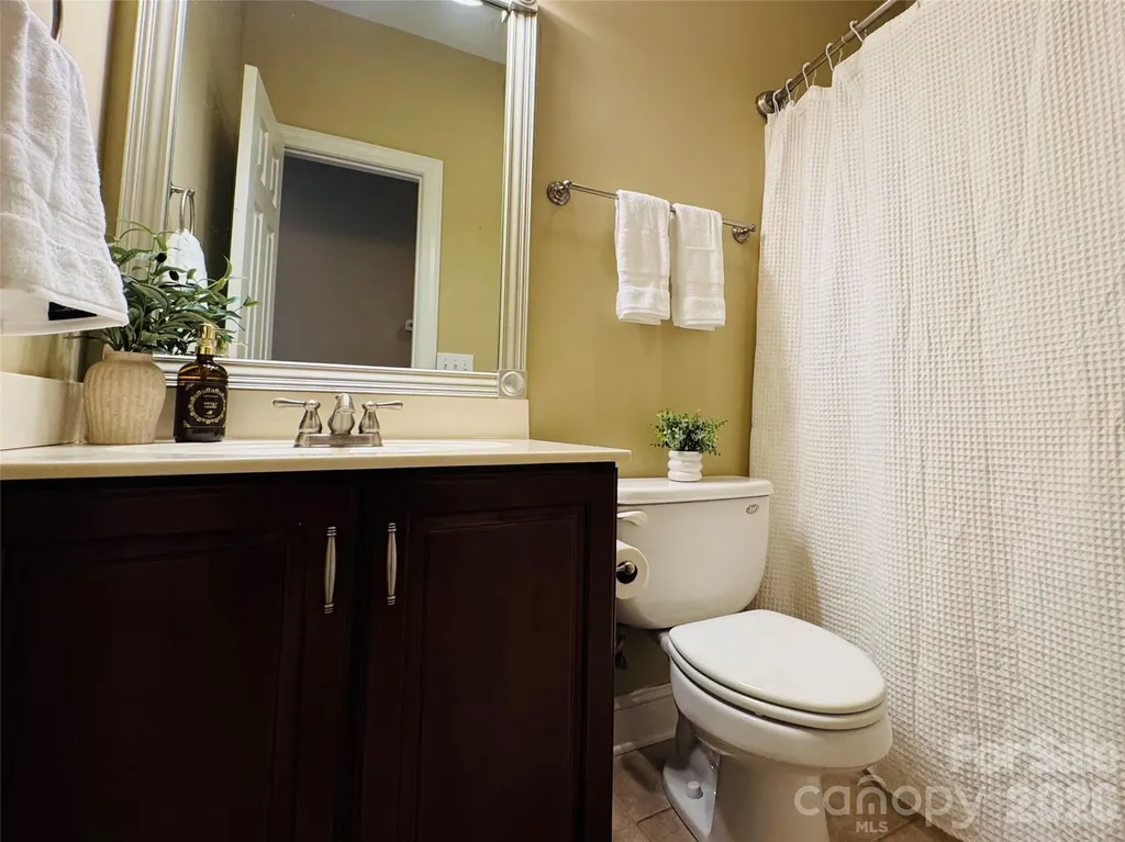 1266 Oak Grove Lane Salisbury NC 28146