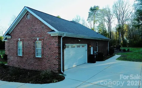 1266 Oak Grove Lane Salisbury NC 28146