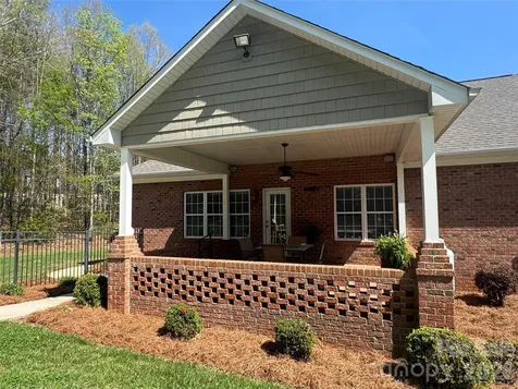1266 Oak Grove Lane Salisbury NC 28146