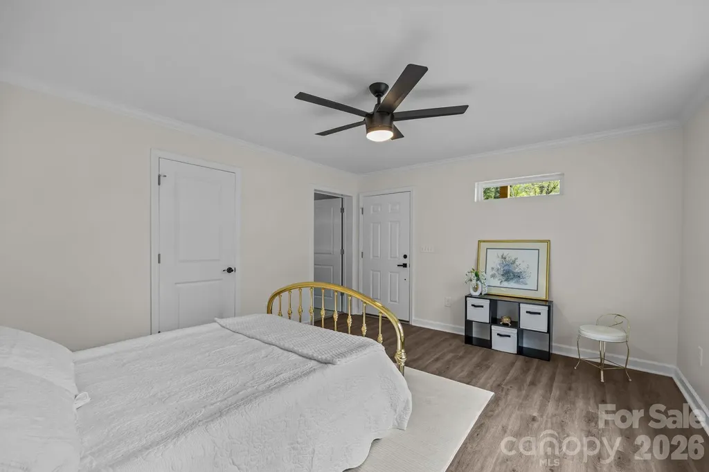 215 Mccoy Cove Black Mountain NC 28711