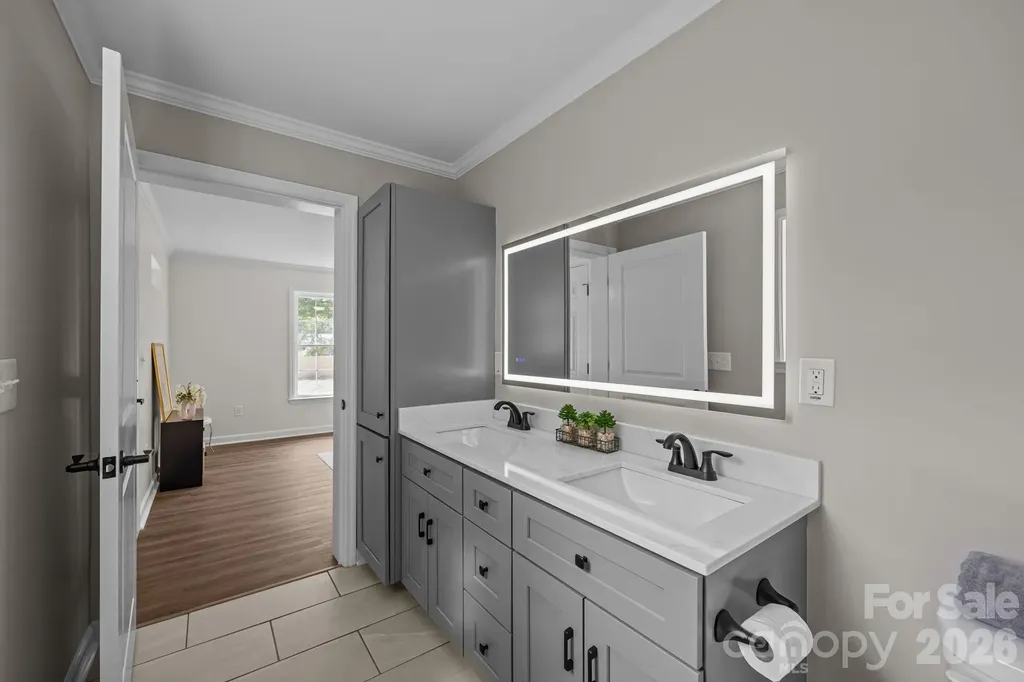 215 Mccoy Cove Black Mountain NC 28711