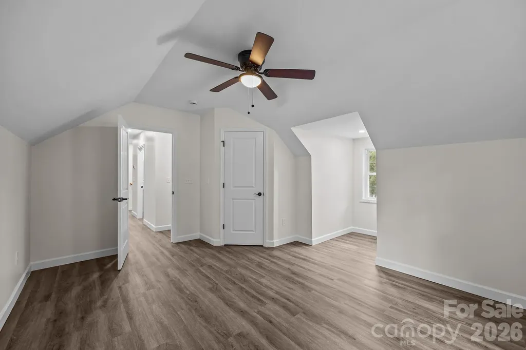 215 Mccoy Cove Black Mountain NC 28711