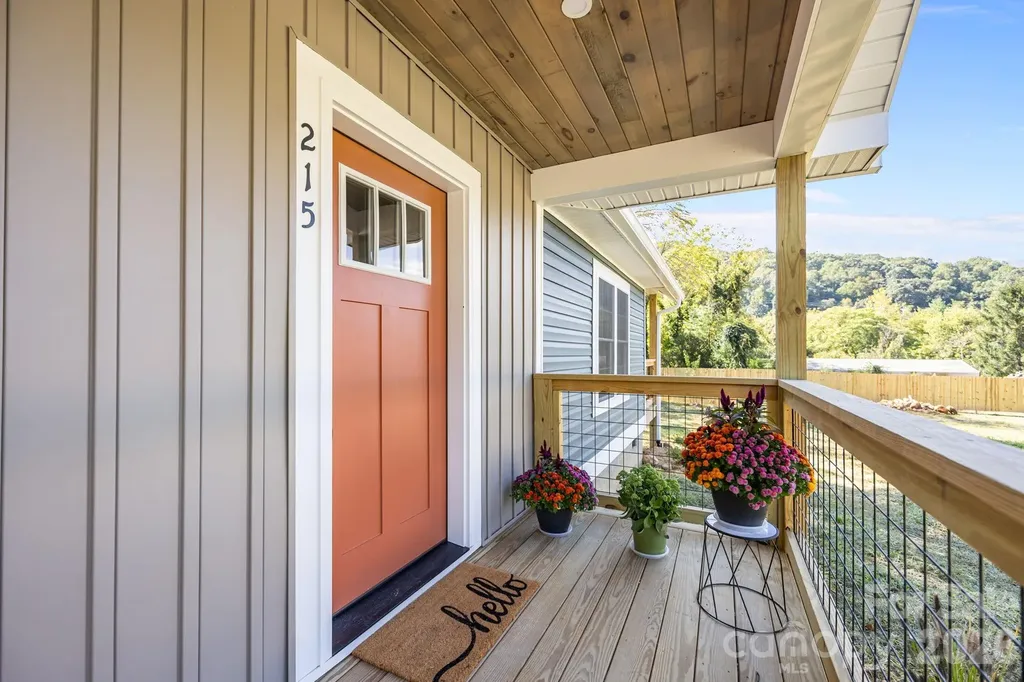 215 Mccoy Cove Black Mountain NC 28711