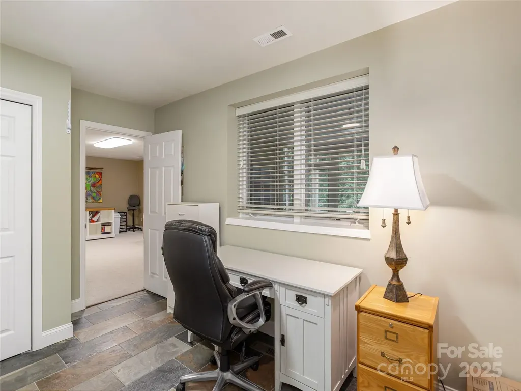 210 Black Oak Lane Hendersonville NC 28791