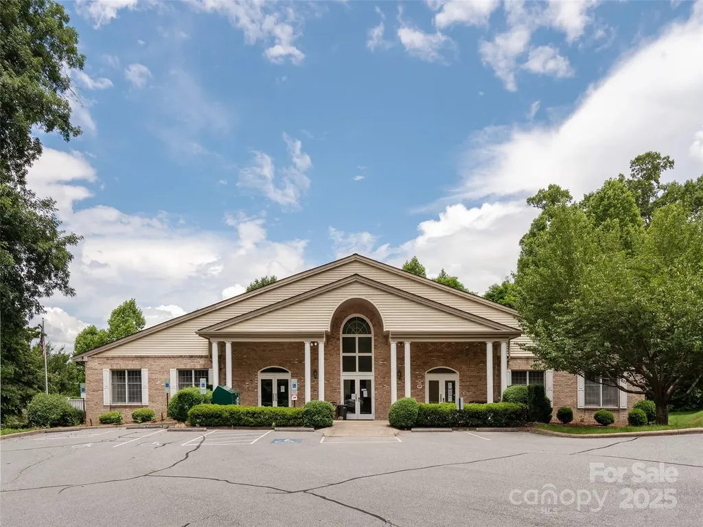 210 Black Oak Lane Hendersonville NC 28791