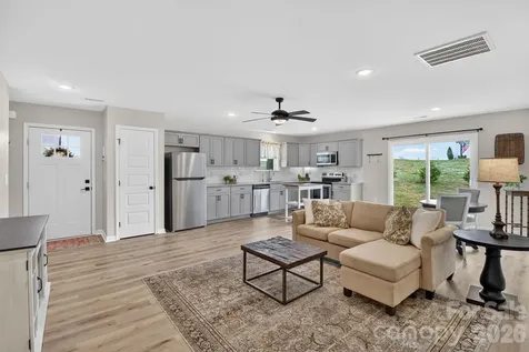 6109 Bunn Simpson Road Marshville NC 28103