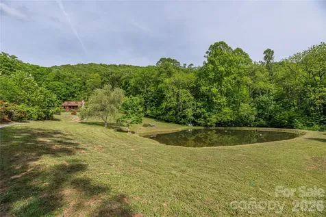 393 Carver Mountain Valley Sylva NC 28779
