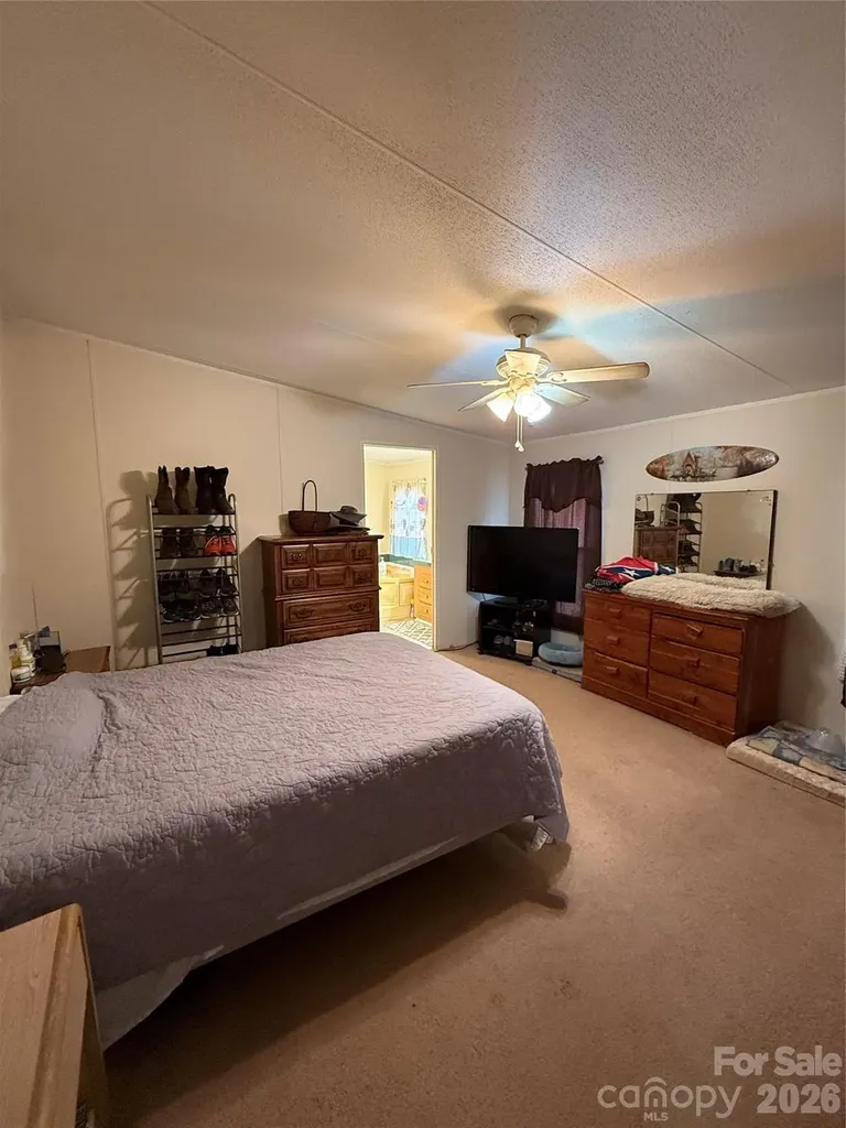 2423 Stones Throw Court Lenoir NC 28645