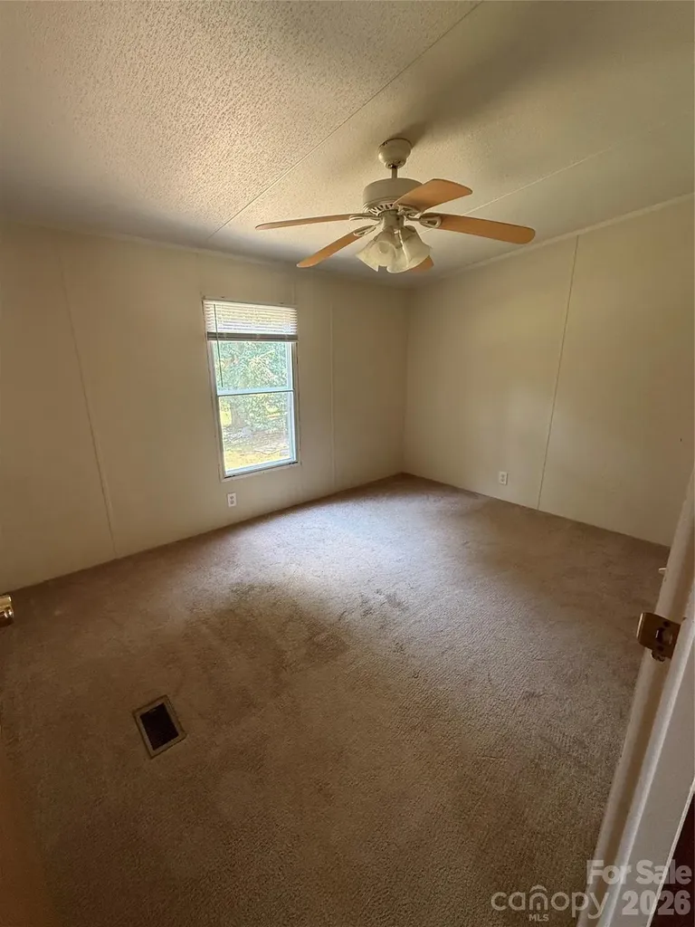 2423 Stones Throw Court Lenoir NC 28645