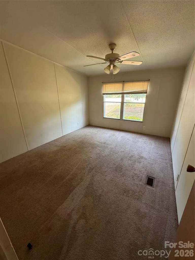 2423 Stones Throw Court Lenoir NC 28645