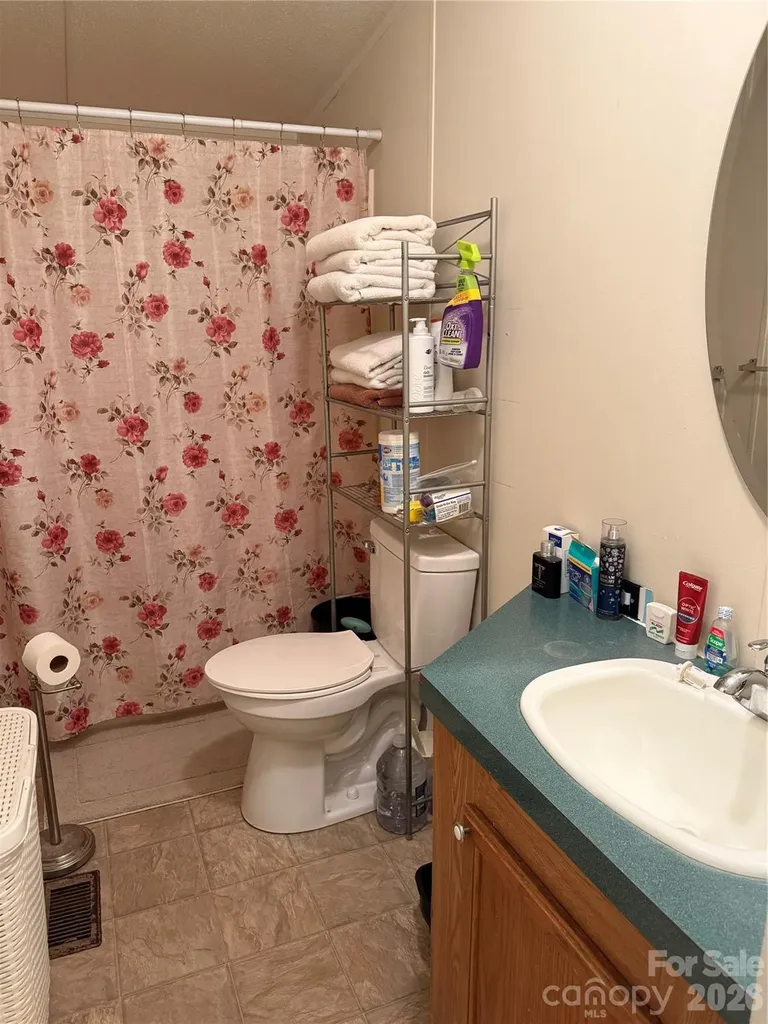 2423 Stones Throw Court Lenoir NC 28645