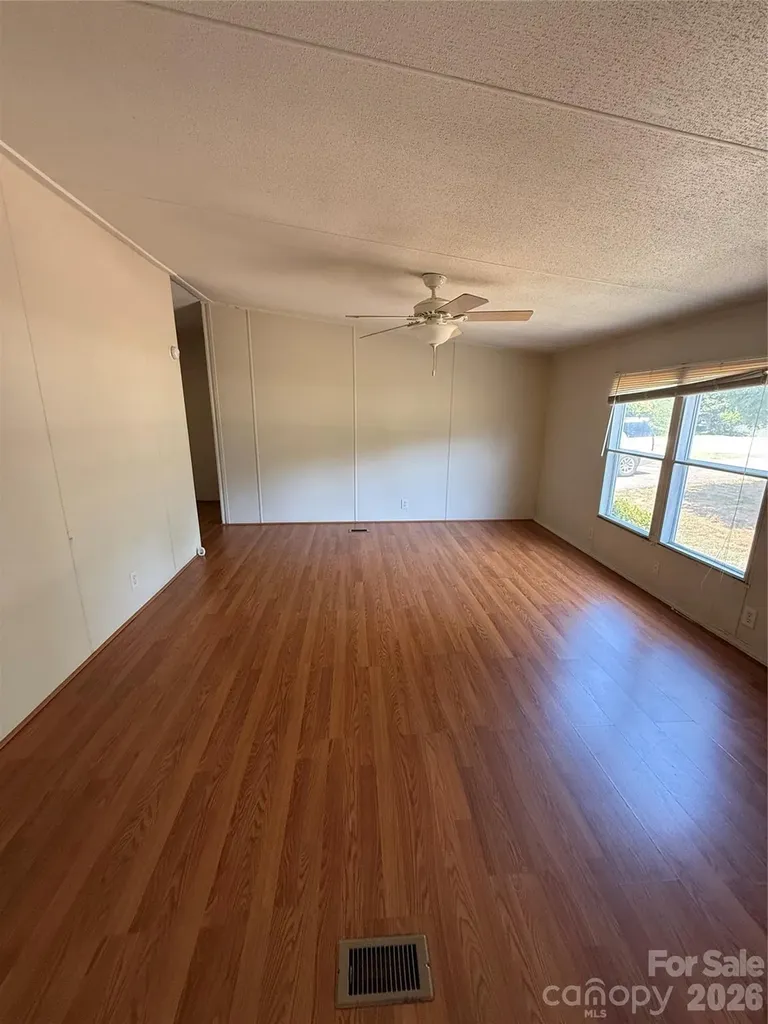 2423 Stones Throw Court Lenoir NC 28645
