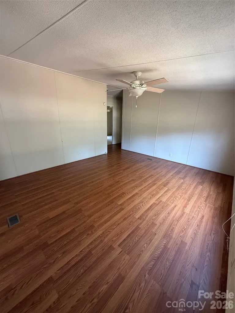2423 Stones Throw Court Lenoir NC 28645